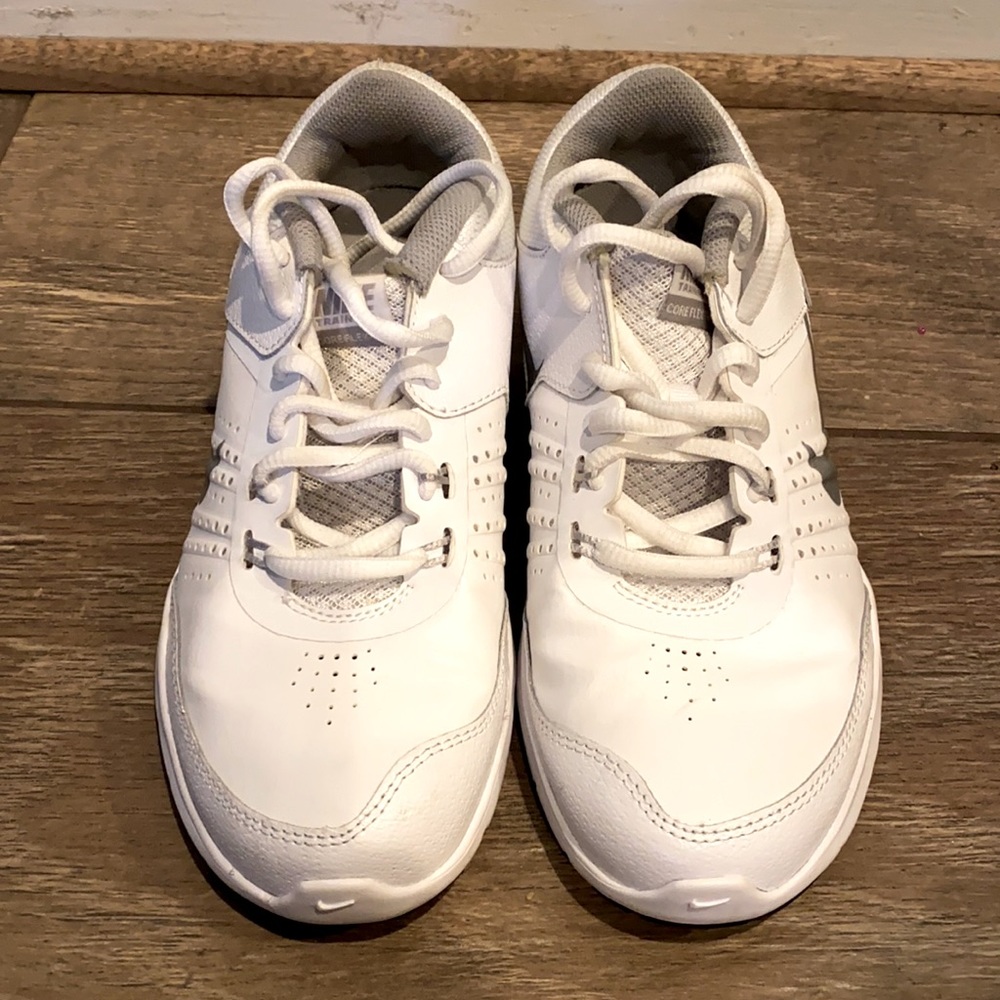 nike core flex training Tr3 shoes size 7.5 kids. color Grey and White.